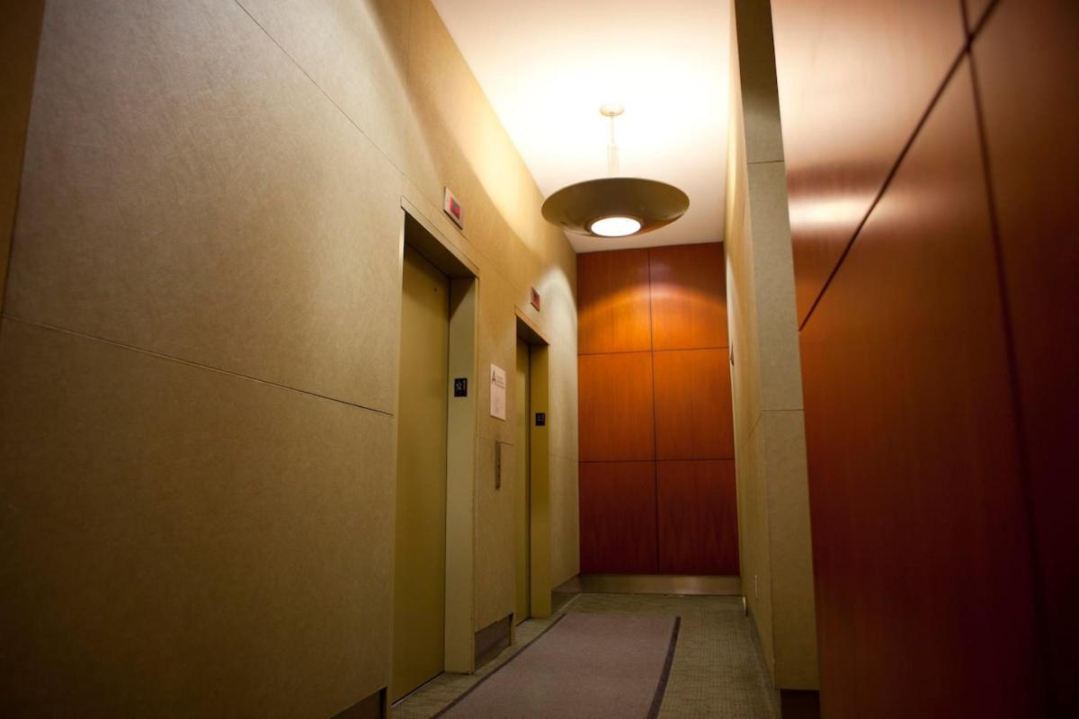 Pangsapuri Doorman! High Floor! Views! Elevator! Free Gym! New York